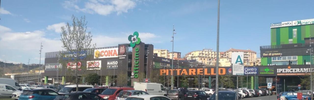 Il Viaggiante Mare 350 M - Quadrilocale - Centro Commerciale - Universita -Porto Costa Crociere E Corsica Ferries Савона Экстерьер фото